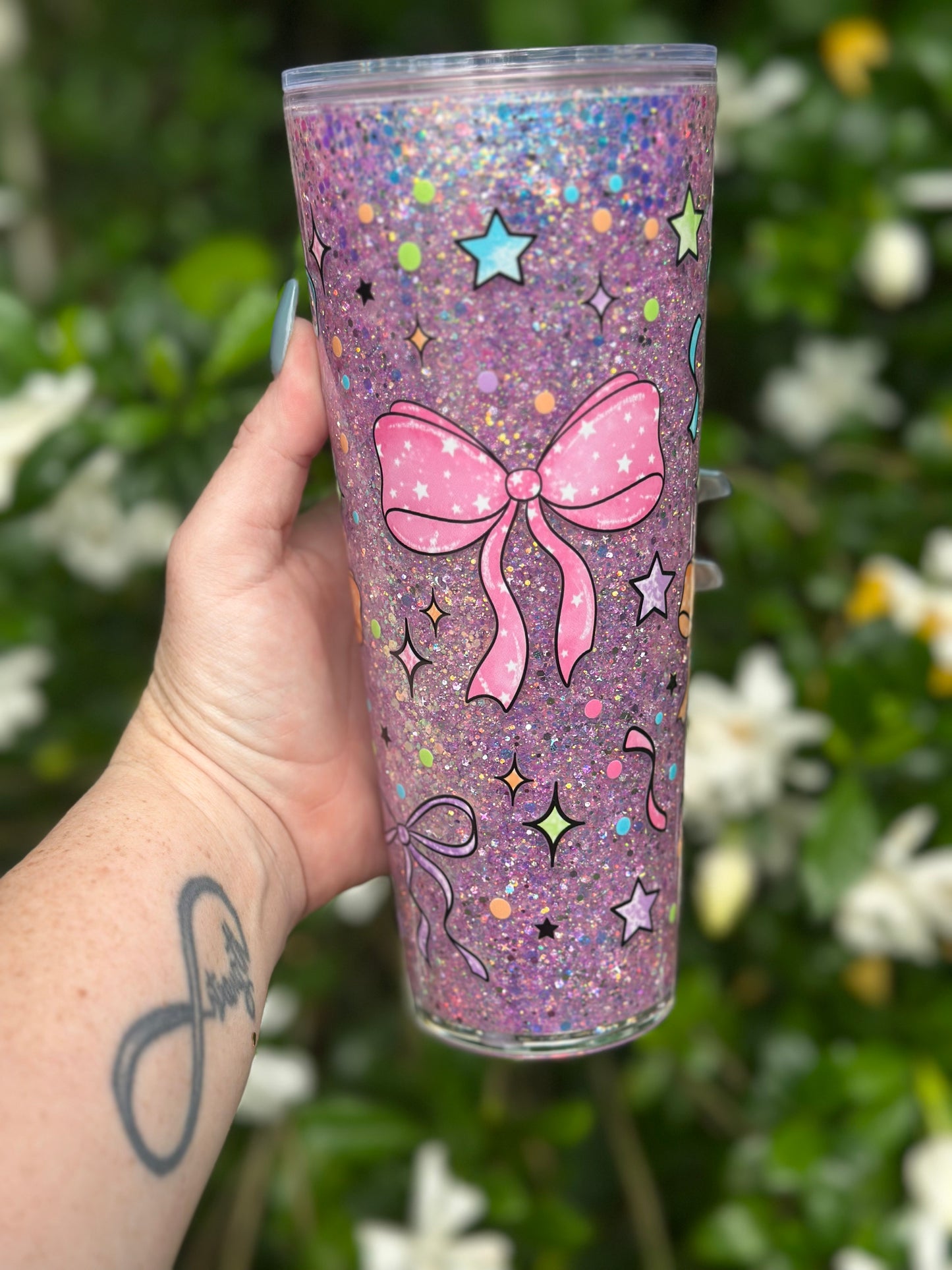 Pretty Bow 24 Oz Acrylic Snow Globe Tumbler
