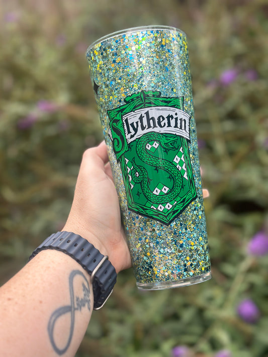 HP Sly Family 24oz Snow Globe