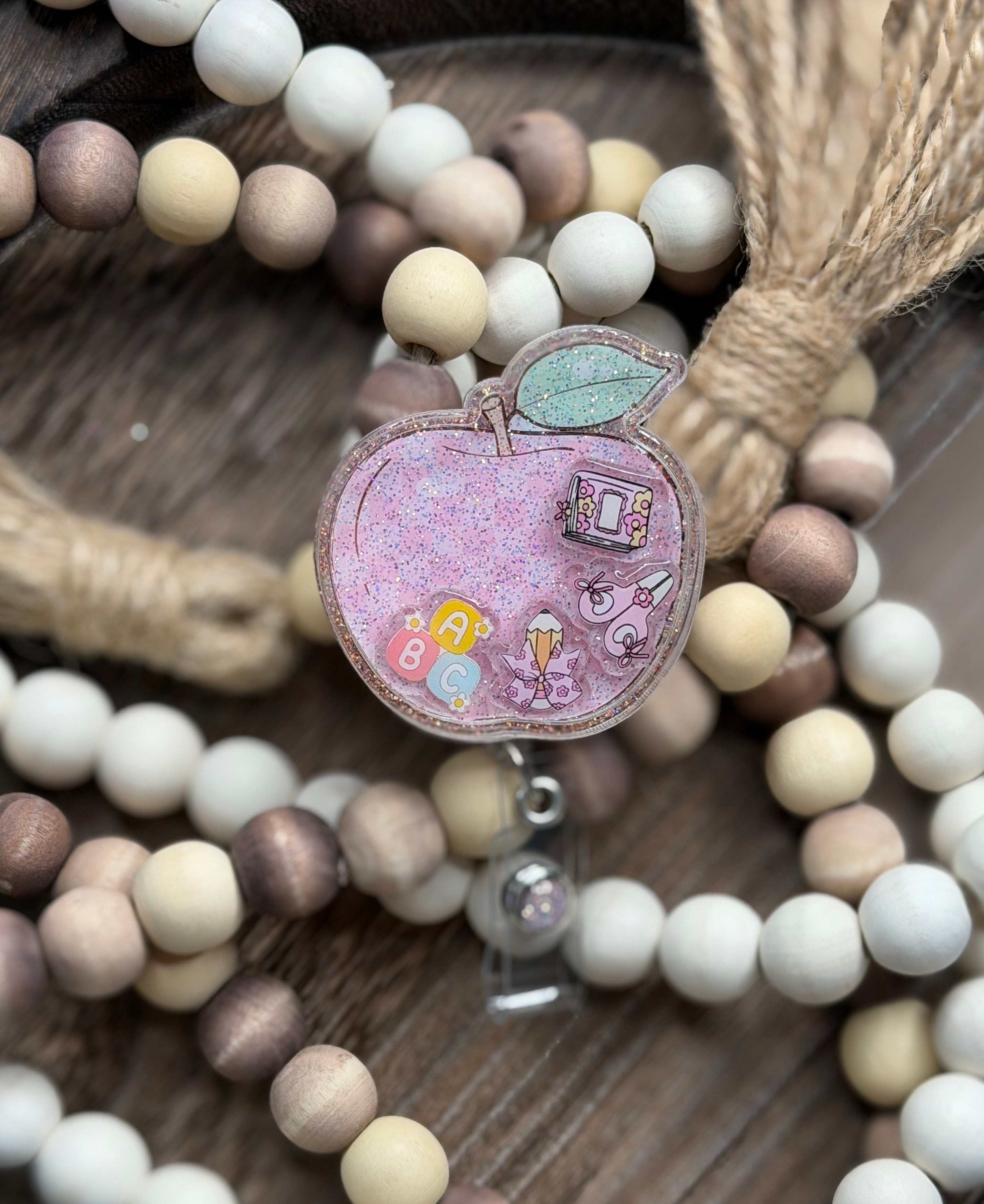 Cute Apple Shaker Badge Reel