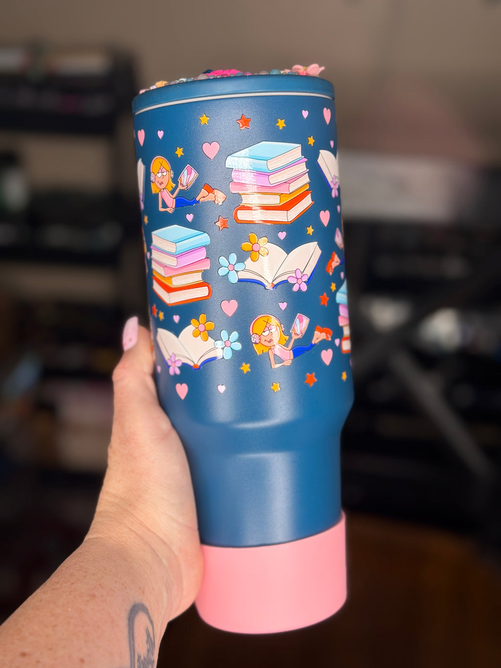 Bookish LM - 40oz No Spill With Decorated Lid